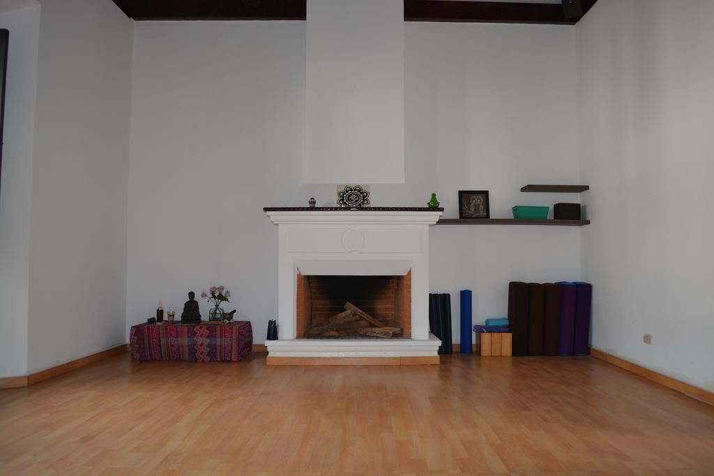 Luna Maya Hostel & Wellness أنتيغوا غواتيمالا المظهر الخارجي الصورة